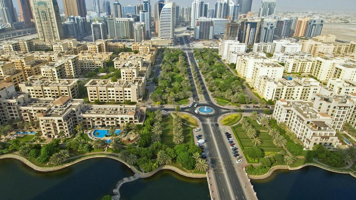 (RU) Что делать инвестору в Дубае в 2022 году?