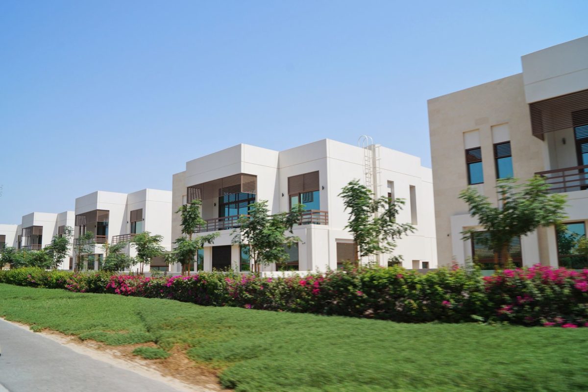 (RU) Вилла с 5 спальнями с комнатами для помощницы и водителя в Millenium Estates в Meydan